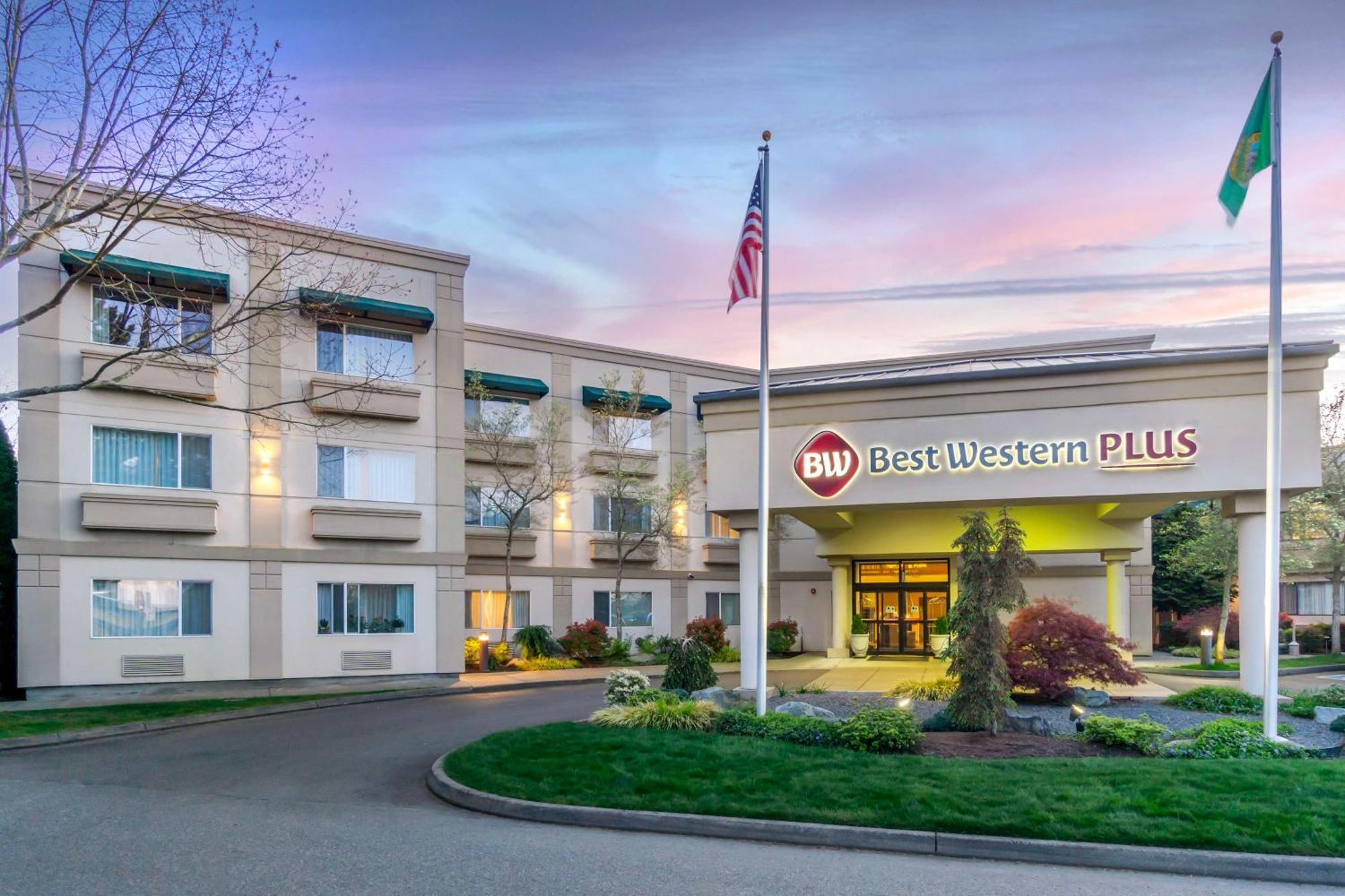 Best Western Plus Edmonds Harbor Inn Extérieur photo